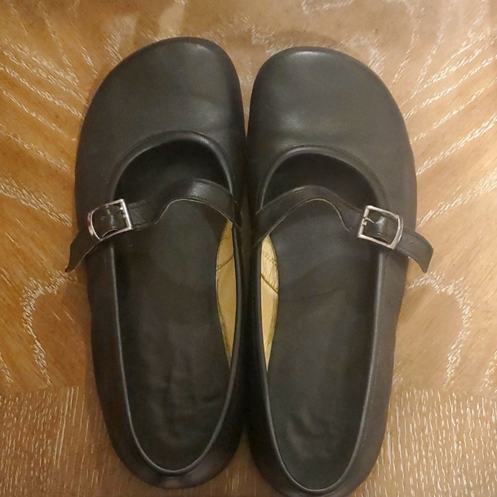 Tadeevo ballet flats